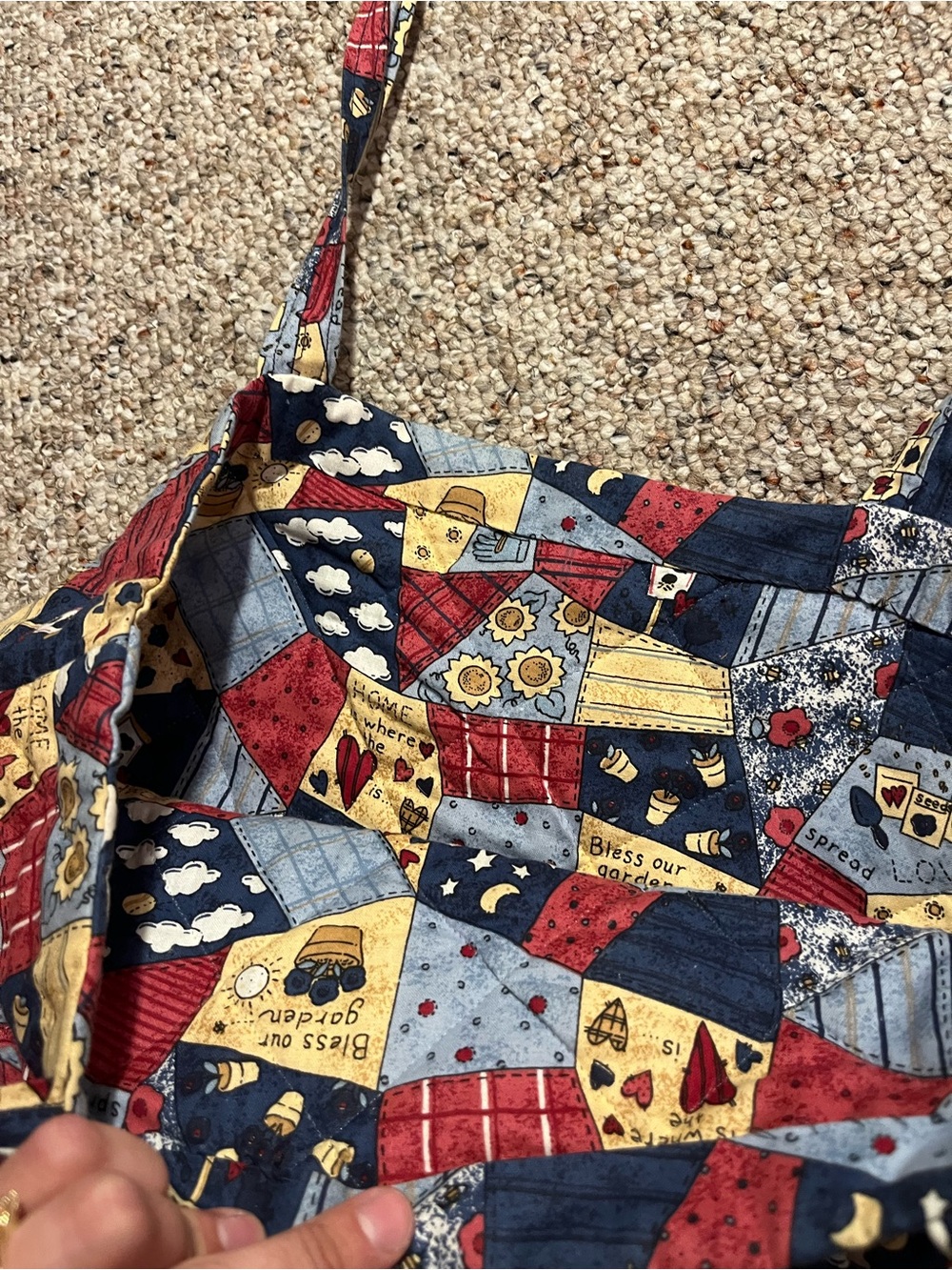 Handmade Quilted Patchwork Tote with Bag in Red, Navy & Yellow - Picture 4 of 8